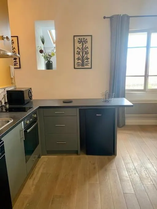 Appartement Renove De Caractere/ Parking Prive Saint-Remy-de-Provence 0*,
