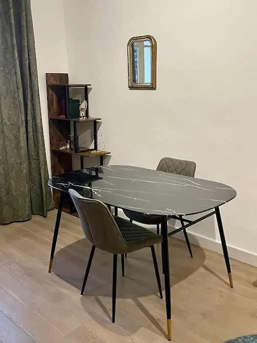 Apartment Appartement Renove De Caractere/ Parking Prive Saint-Remy-de-Provence France