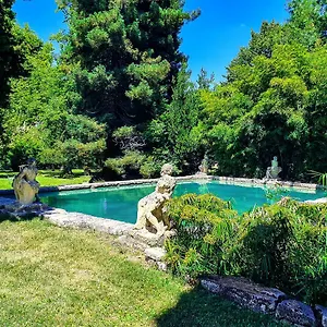 Hotel Chateau De Roussan, Saint-Rémy-de-Provence