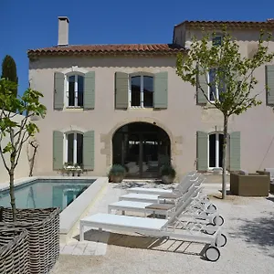 Bed & Breakfast Mas à L'improviste, Maillane