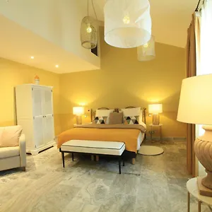 Bed & Breakfast D' Hotes Les Ormes, Saint-Rémy-de-Provence