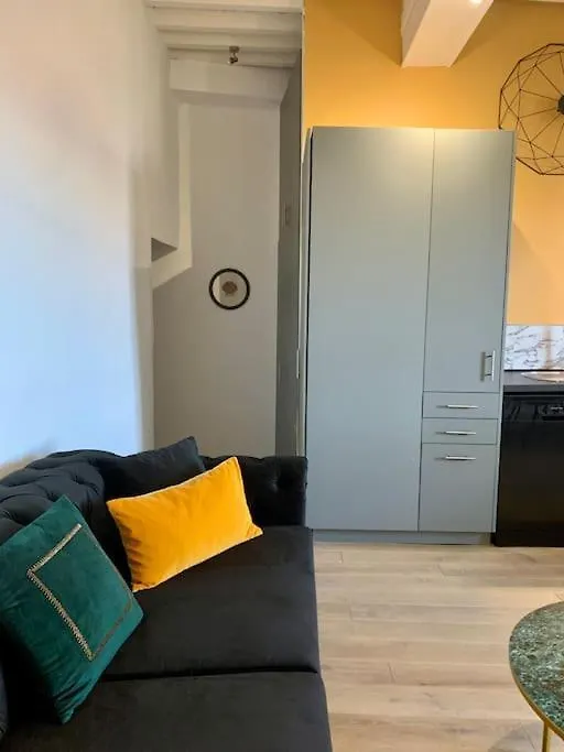 Apartment Appartement Renove De Caractere/ Parking Prive Saint-Remy-de-Provence